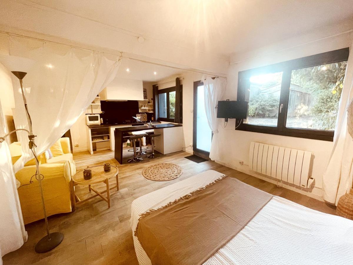 Superbe Appartement Boheme Dans Les Vignes Nîmes Eksteriør bilde