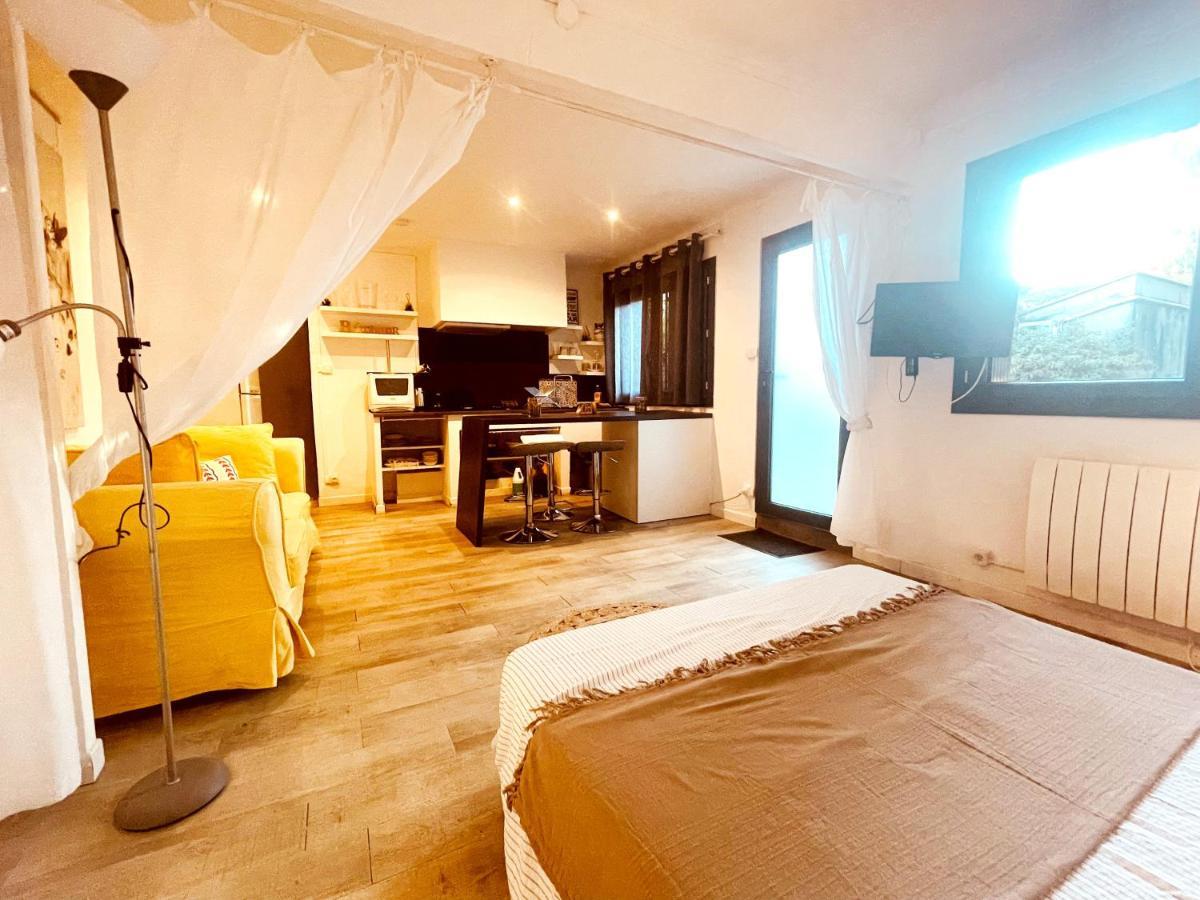Superbe Appartement Boheme Dans Les Vignes Nîmes Eksteriør bilde